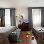 Hotel Starhotels Excelsior 4*