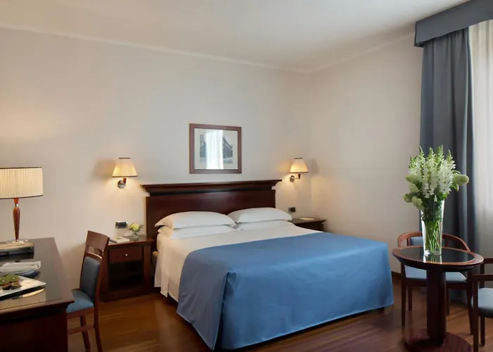 Hotel Starhotels Excelsior 4*