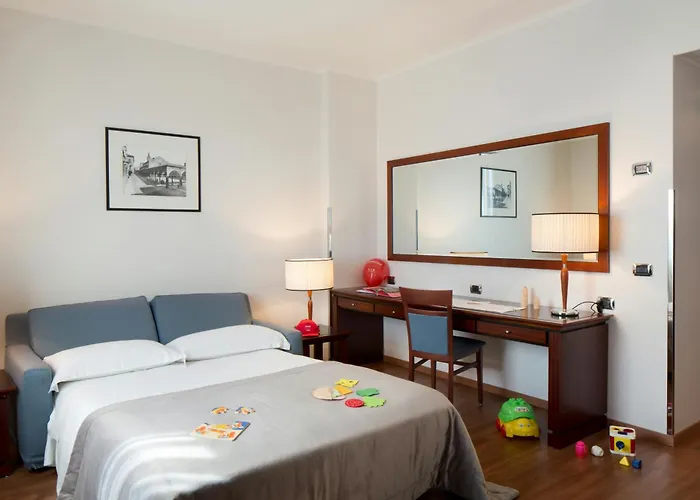 Hotel Starhotels Excelsior 4*