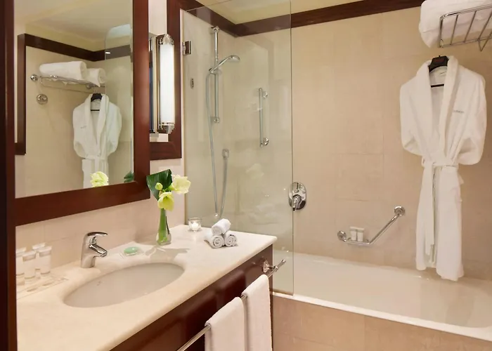 Starhotels Excelsior 4* Bologna