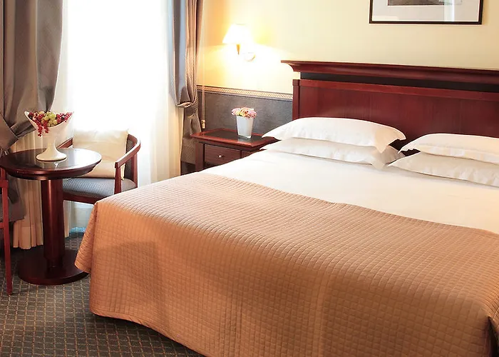 Starhotels Excelsior Hotel