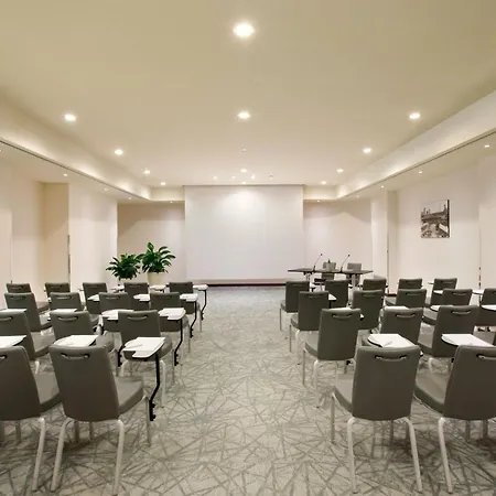 Starhotels Excelsior 4* Bolonia