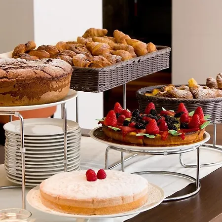Starhotels Excelsior 4* Bologne