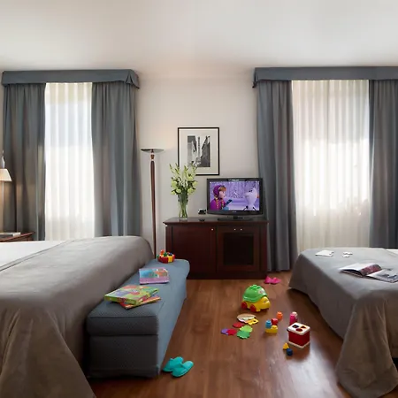 Hotel Starhotels Excelsior 4*