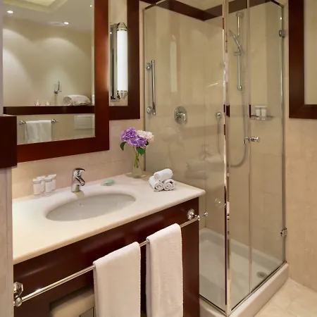 Starhotels Excelsior 4* Bologne