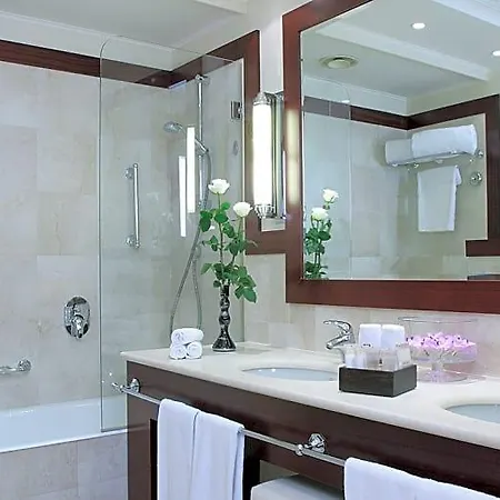 Starhotels Excelsior Hotel Bologne
