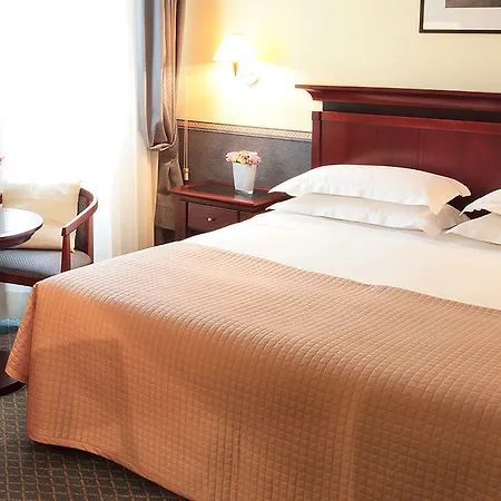 Starhotels Excelsior Hotel