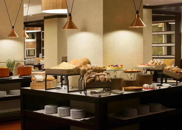 Starhotels Excelsior 4* Bologna