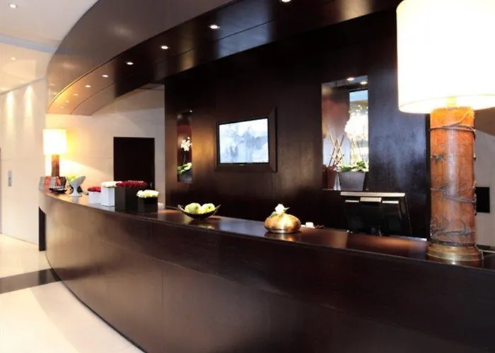 Hotell Starhotels Excelsior