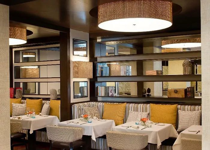 Starhotels Excelsior Otel 4*