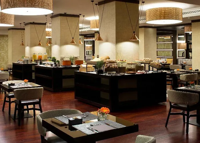 Starhotels Excelsior 4* Bologne